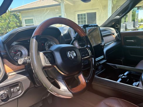 Used 2020 RAM 3500 Limited AWD/4WD image 10