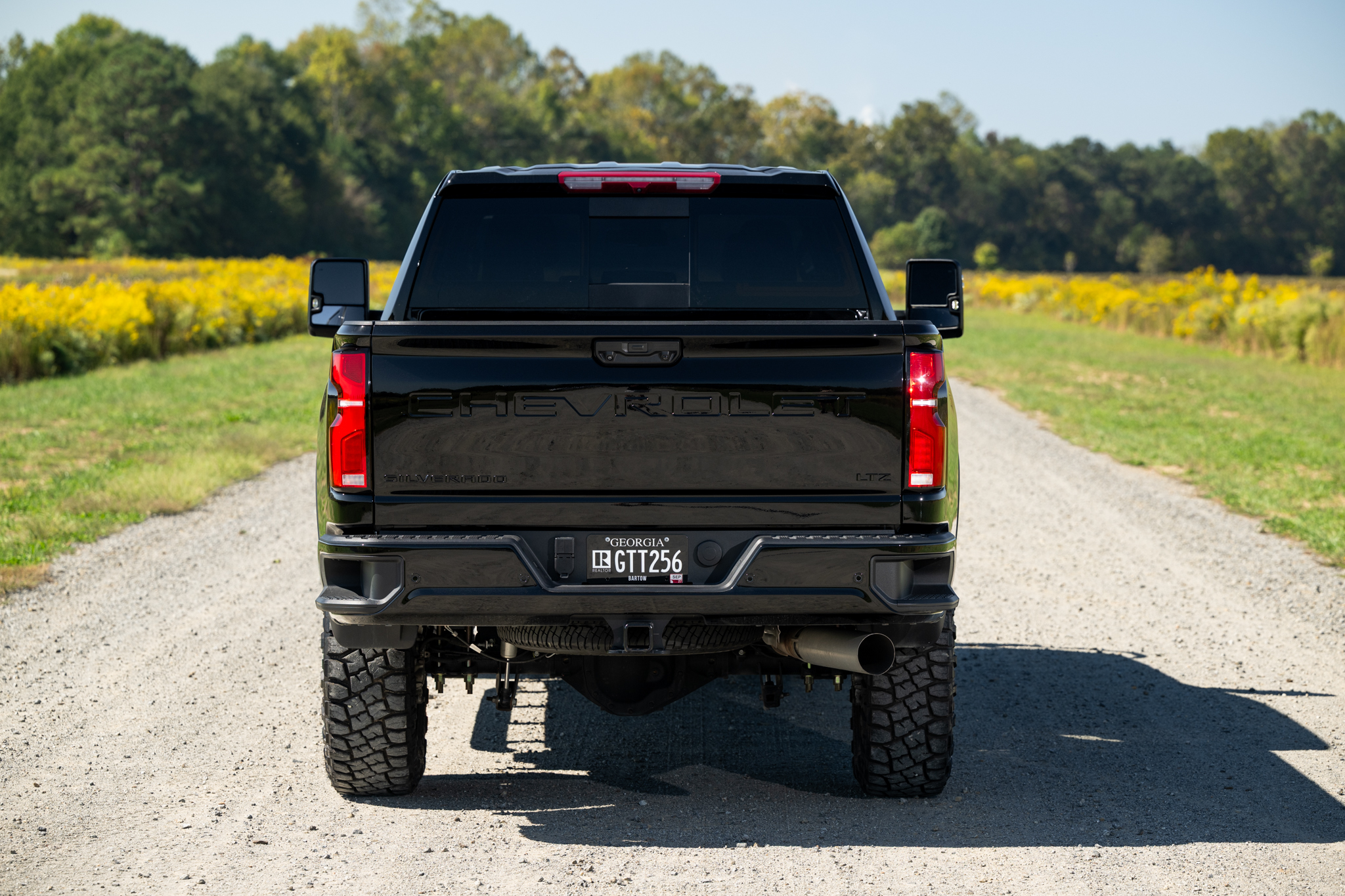 Used 2026 Chevrolet Silverado 2500 LTZ w/ Trail Boss Package AWD/4WD image 8