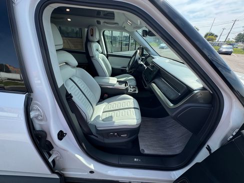 Used 2023 Rivian R1S Adventure AWD/4WD image 15