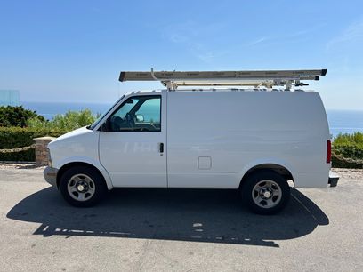 Used 2005 Chevrolet Astro w/ Convenience Package