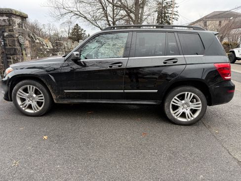 Used 2013 Mercedes-Benz GLK 350 4MATIC image 5