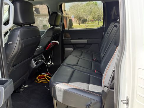 Used 2025 Ford F350 Lariat w/ Lariat Ultimate Package image 11