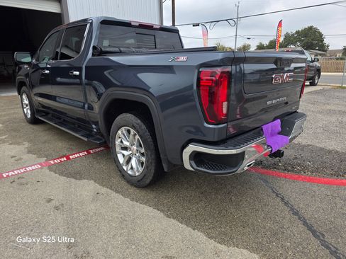 Used 2022 GMC Sierra 1500 SLT image 10