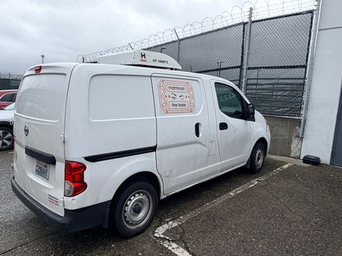 Used 2021 Nissan NV200 S image 1