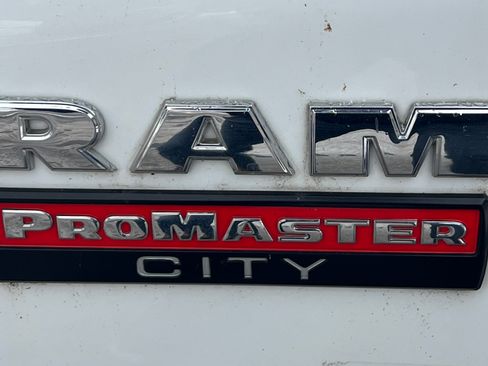 Used 2018 RAM ProMaster City Tradesman image 11