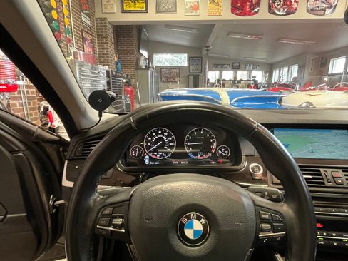 Used 2014 BMW 535i Sedan image 18