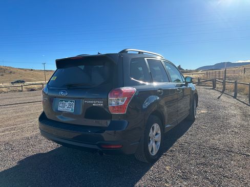Used 2014 Subaru Forester 2.5i Touring AWD/4WD image 5