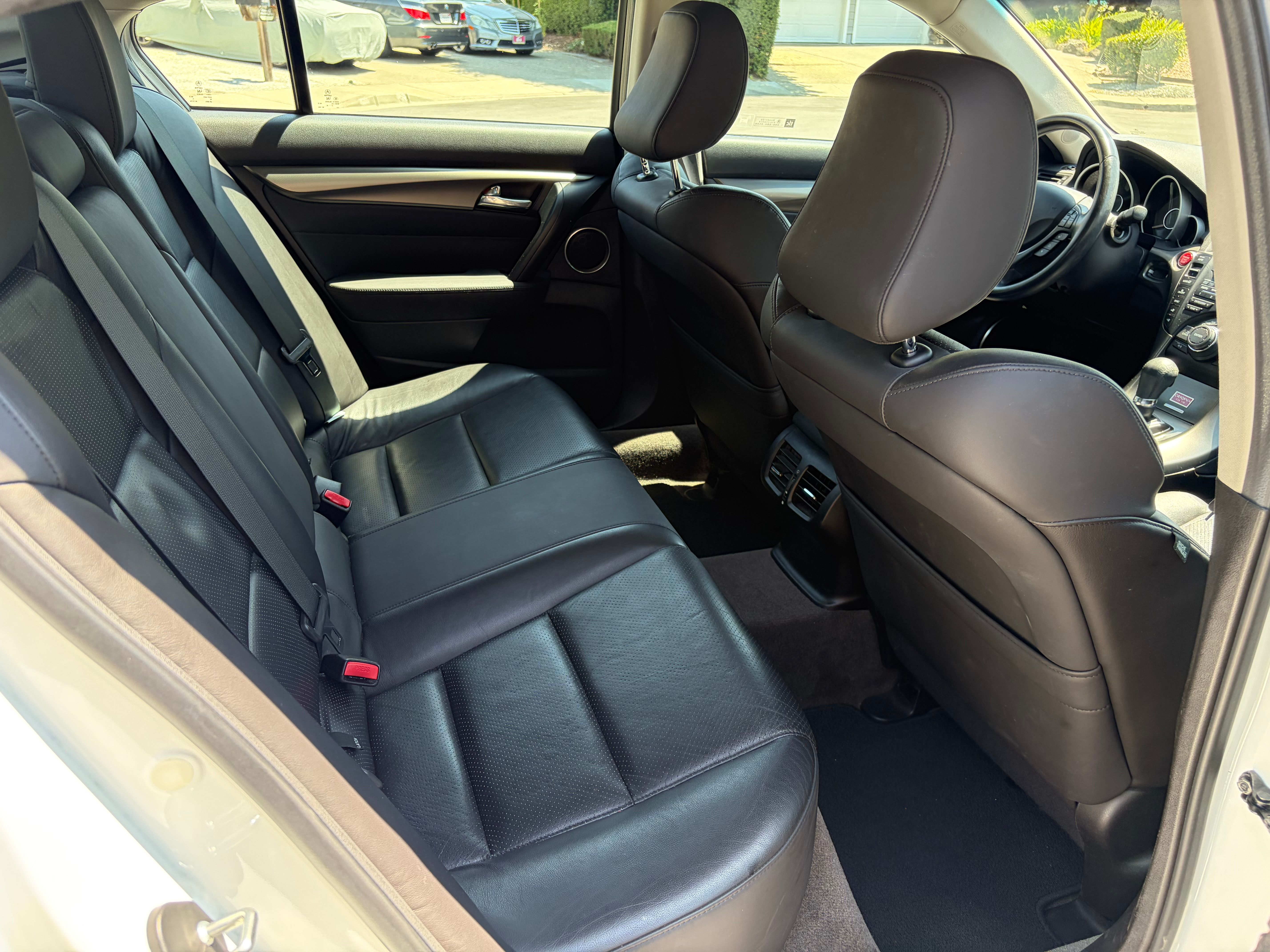 Used 2012 Acura TL w/ Technology Package FWD image 18