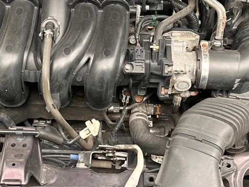 Used 2015 Honda Fit EX image 14