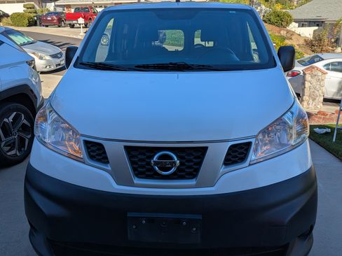 Used 2019 Nissan NV200 S w/ Cruise Control Package image 4