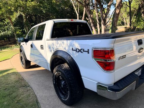 Used 2013 Ford F150 XLT AWD/4WD image 9