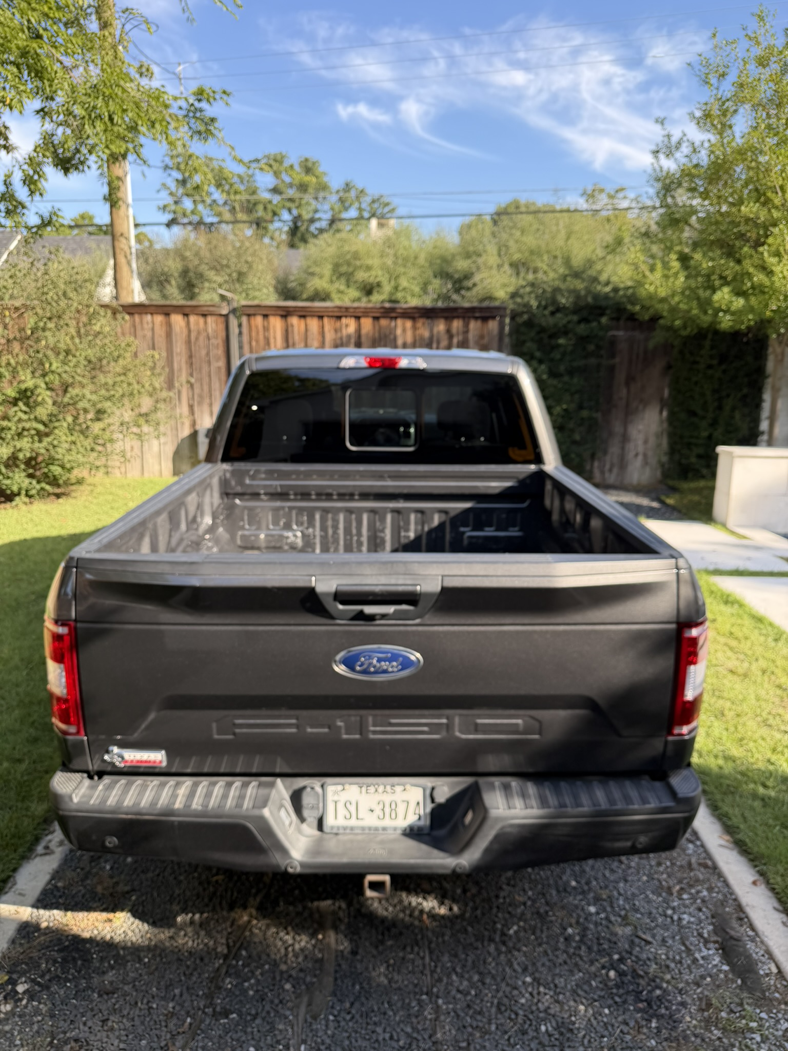 Used 2018 Ford F150 XLT w/ Equipment Group 302A Luxury AWD/4WD image 12
