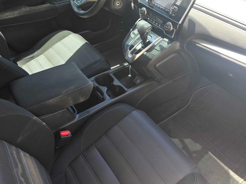 Used 2019 Honda CR-V LX image 15