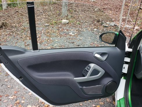 Used 2014 smart fortwo electric drive image 9