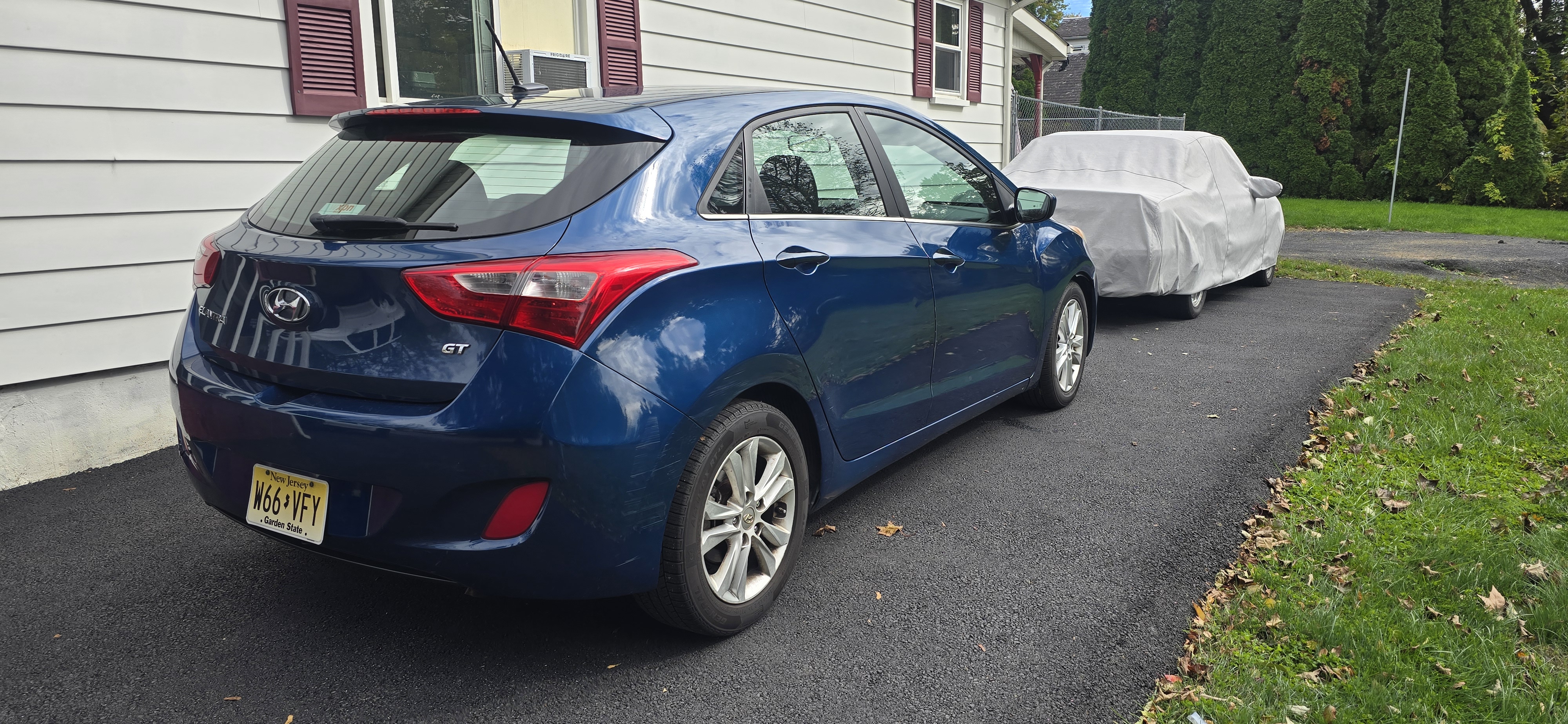 Used 2014 Hyundai Elantra GT FWD image 4