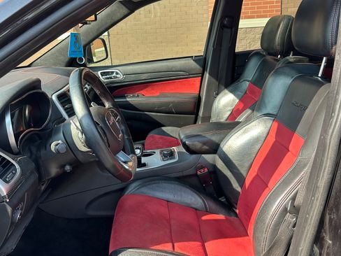 Used 2015 Jeep Grand Cherokee SRT w/ Trailer Tow Group IV image 4