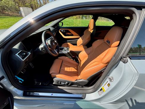 Used 2024 BMW M2 w/ Lighting Package image 18