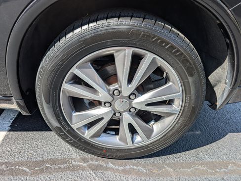 Used 2013 Dodge Durango R/T w/ Leather Interior Group RWD image 12