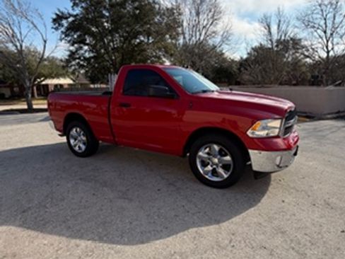Used 2022 RAM 1500 Tradesman w/ Tradesman SXT Package image 2