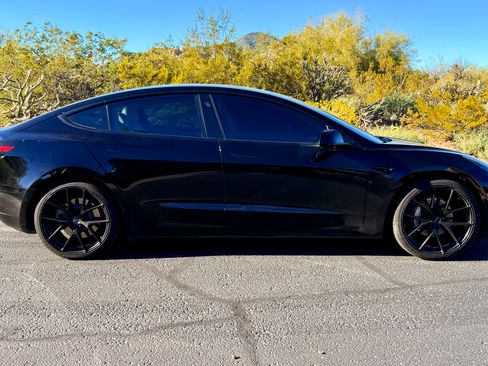 Used 2019 Tesla Model 3 Long Range image 18