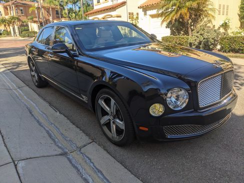 Used 2013 Bentley Mulsanne RWD image 9
