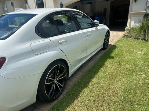 Used 2020 BMW 330i Sedan w/ M Sport Package RWD image 6