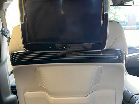 Used 2017 Mercedes-Benz Maybach S 550 4MATIC image 20