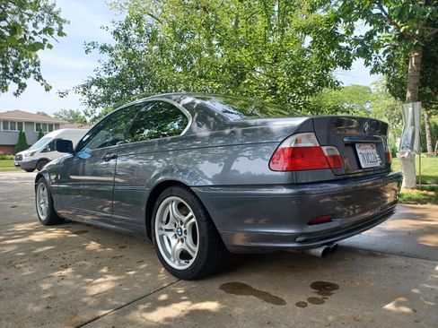 Used 2002 BMW 330Ci Coupe image 9