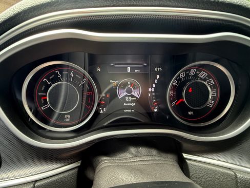 Used 2015 Dodge Challenger R/T Plus RWD image 18