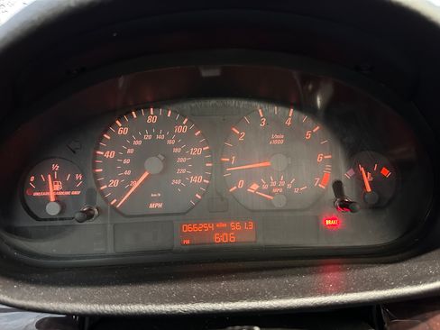 Used 2004 BMW 325Ci Convertible image 10