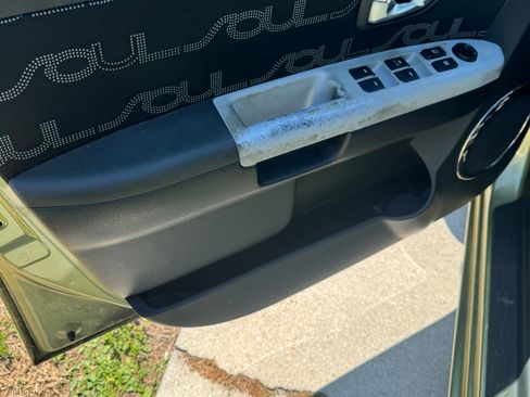 Used 2012 Kia Soul + w/ Audio Pkg image 23