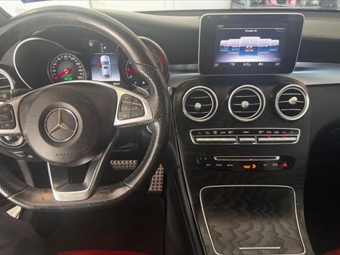Used 2018 Mercedes-Benz GLC 300 4MATIC Coupe image 5