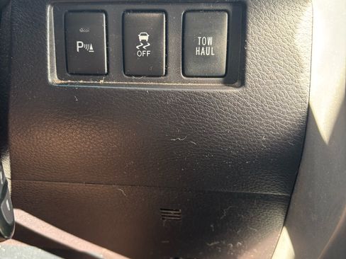 Used 2014 Toyota Tundra Platinum image 14