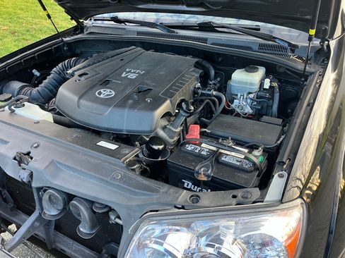 Used 2007 Toyota 4Runner SR5 image 11