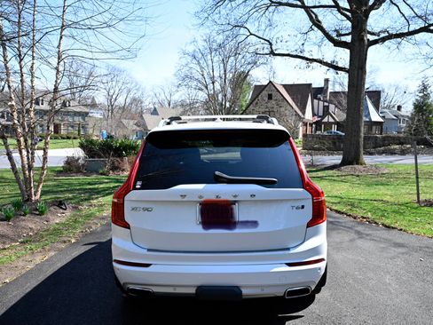 Used 2019 Volvo XC90 T6 Momentum w/ Advanced Package AWD/4WD image 6