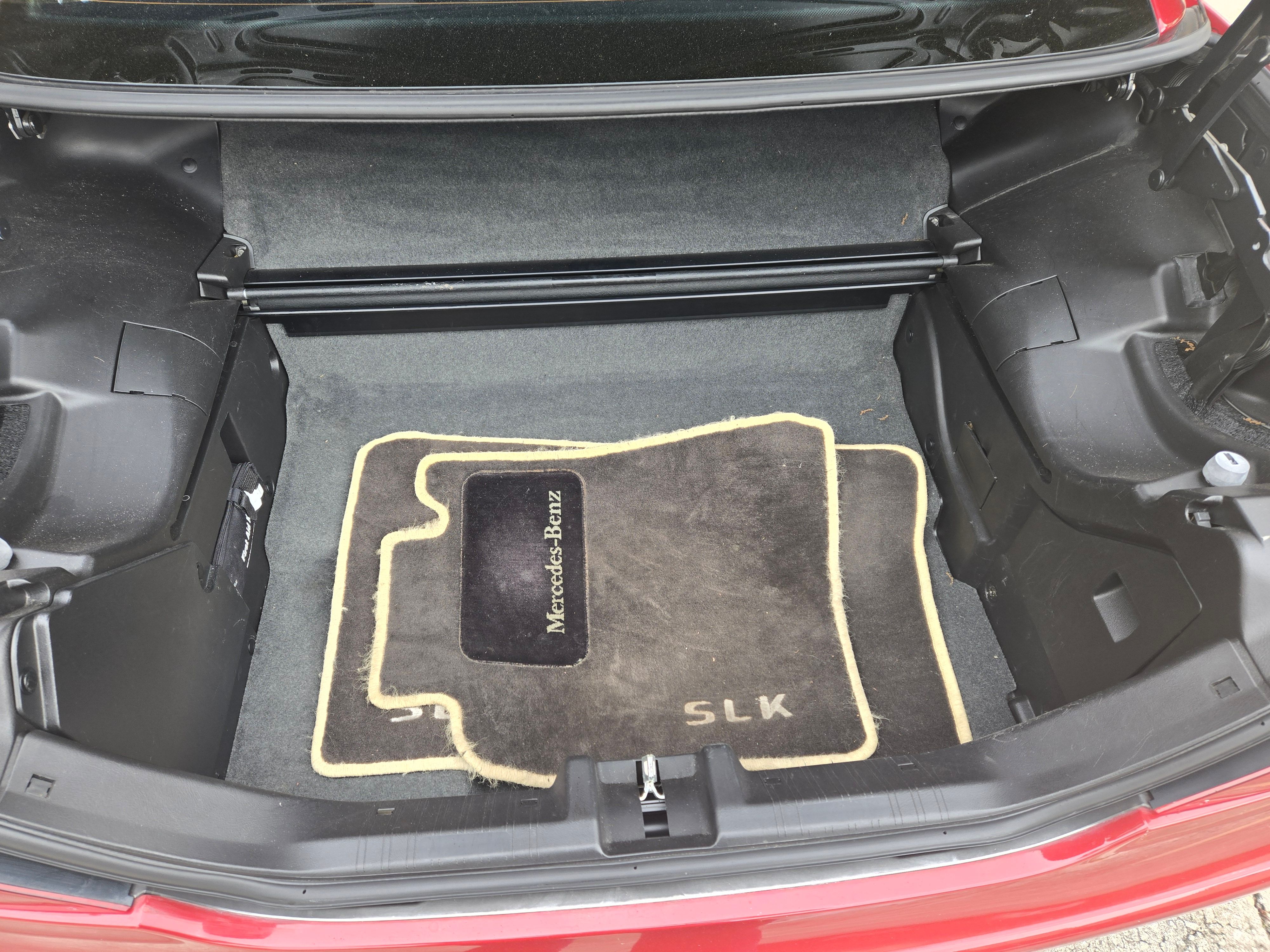 Used 2001 Mercedes-Benz SLK 230 image 17