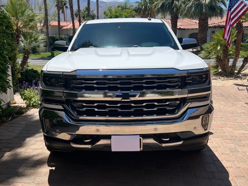 Used 2016 Chevrolet Silverado 1500 LTZ w/ LTZ Plus Package AWD/4WD image 1