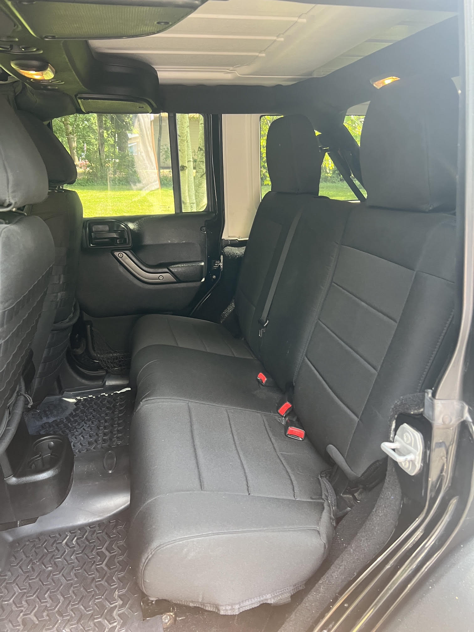 Used 2016 Jeep Wrangler Unlimited Sport w/ Quick Order Package 23S AWD/4WD image 8