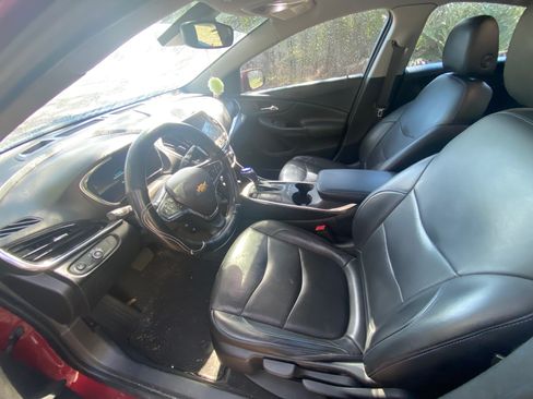Used 2018 Chevrolet Volt Premier w/ Driver Confidence Package image 9