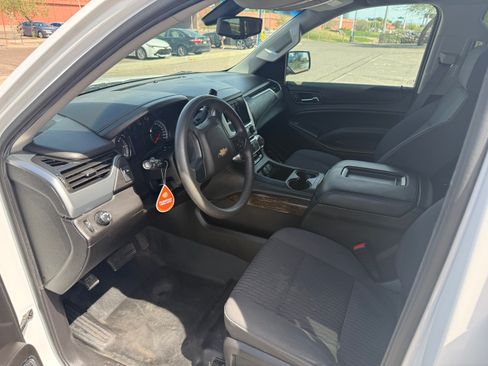 Used 2017 Chevrolet Tahoe 2WD w/ Remote Keyless Entry Package image 6