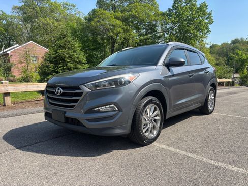 Used 2016 Hyundai Tucson SE w/ Option Group 02 AWD/4WD image 10