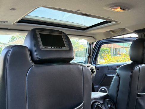 Used 2007 HUMMER H2 image 14