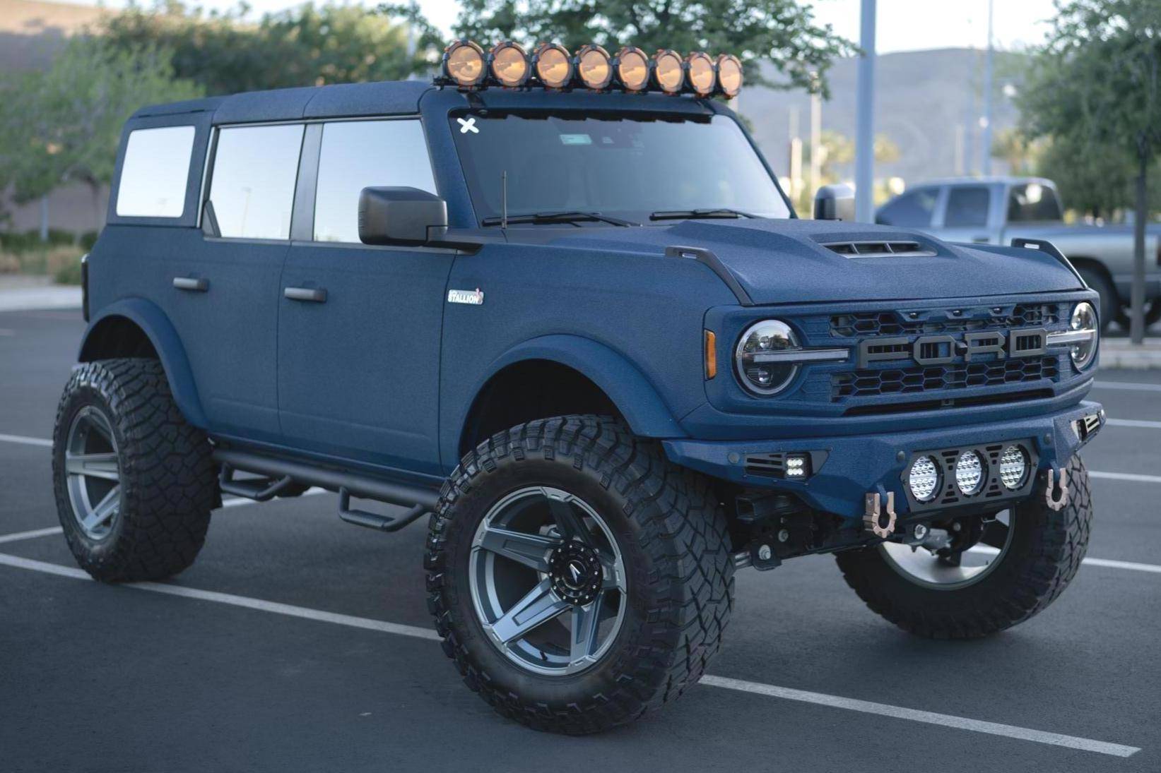 Used 2025 Ford Bronco Big Bend AWD/4WD image 1