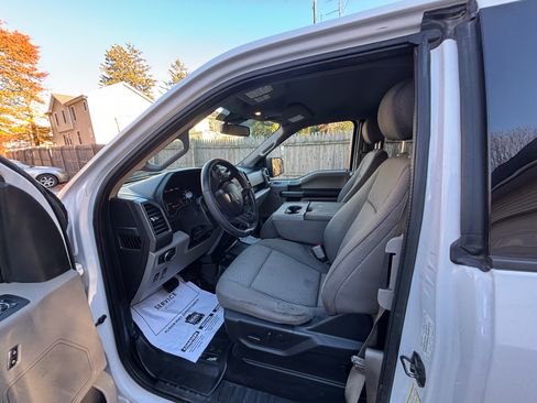 Used 2020 Ford F150 XLT w/ Equipment Group 302A Luxury image 12