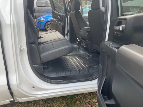 Used 2024 GMC Sierra 1500 Pro w/ Pro Value Package image 11