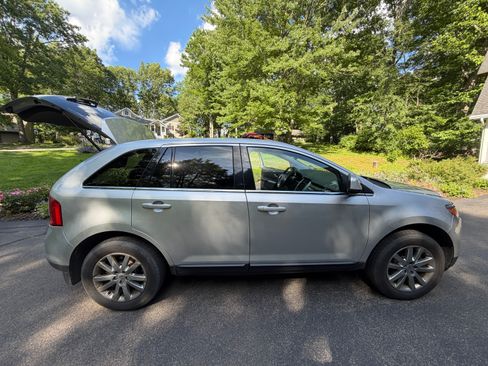 Used 2011 Ford Edge Limited w/ Trailer Tow Package AWD/4WD image 12