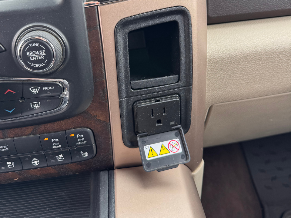 Used 2014 RAM 1500 Laramie Longhorn w/ Convenience Group AWD/4WD image 15