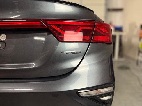 Used 2021 Kia Forte GT-Line image 10