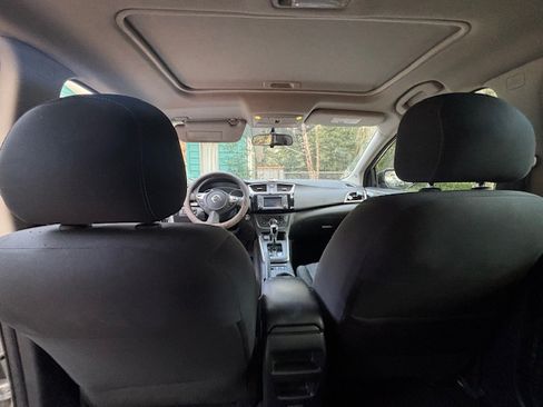 Used 2018 Nissan Sentra SV w/ Premium Package (P01) image 10