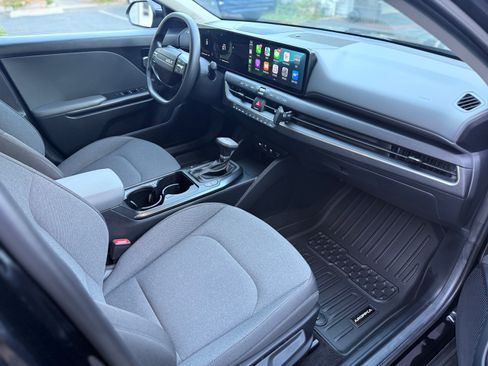Used 2025 Kia K4 image 12